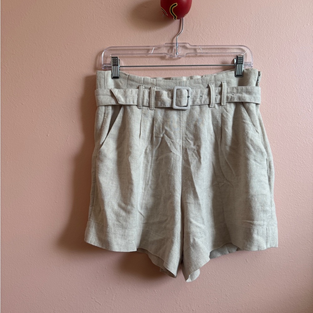 Women's Linen Belted Shorts